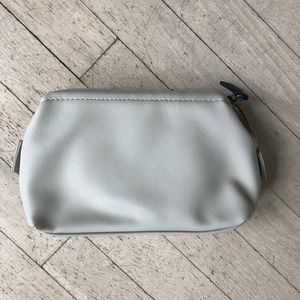 bric's toiletry bolsa